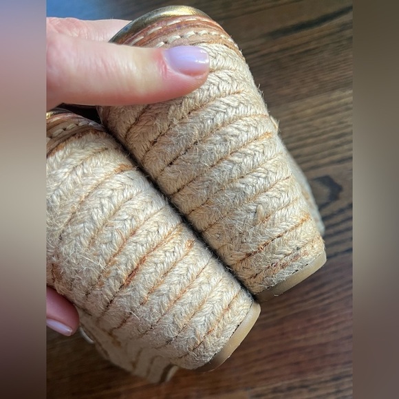 PRADA Patent Leather Espadrille Wedge Sandals Sz. 37 Gold/Brown Bow Accent - Picture 7 of 9